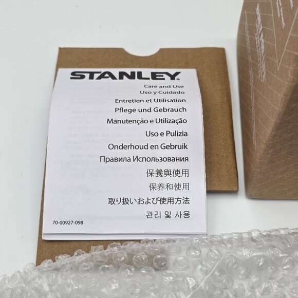 Stanley Black Chrome 40 Oz Quencher Tumbler H2.0 Flow State 40 oz, New - Picture 4 of 10